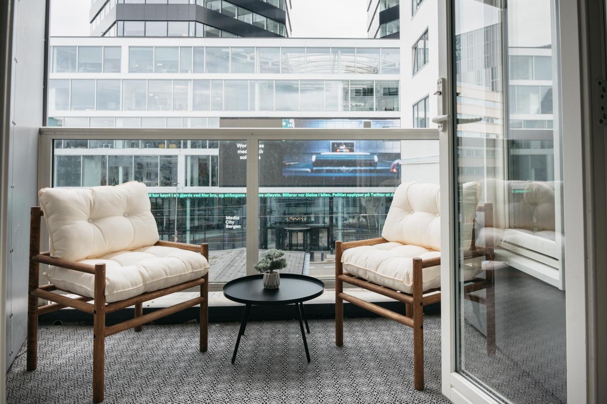 Stay L Urban - Spacious Apartment With Private Terrace Bergen Extérieur photo