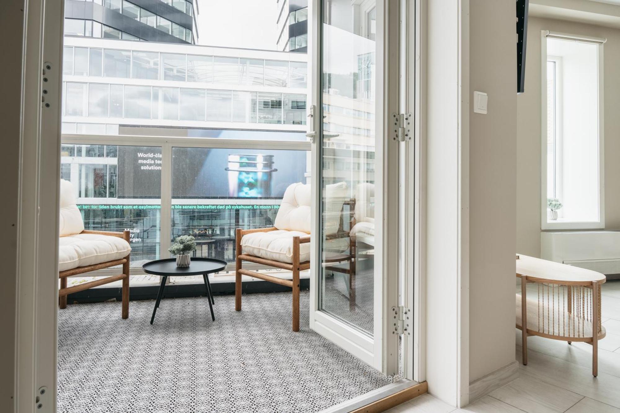 Stay L Urban - Spacious Apartment With Private Terrace Bergen Extérieur photo