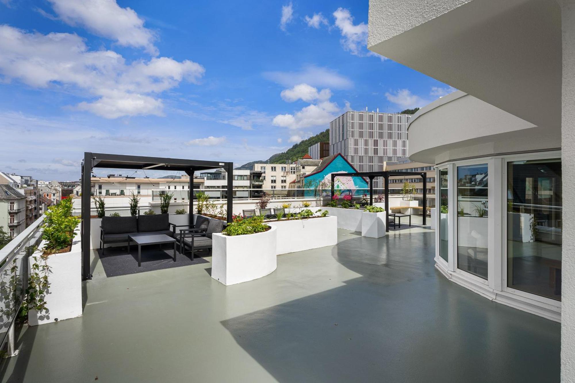 Stay L Urban - Spacious Apartment With Private Terrace Bergen Extérieur photo