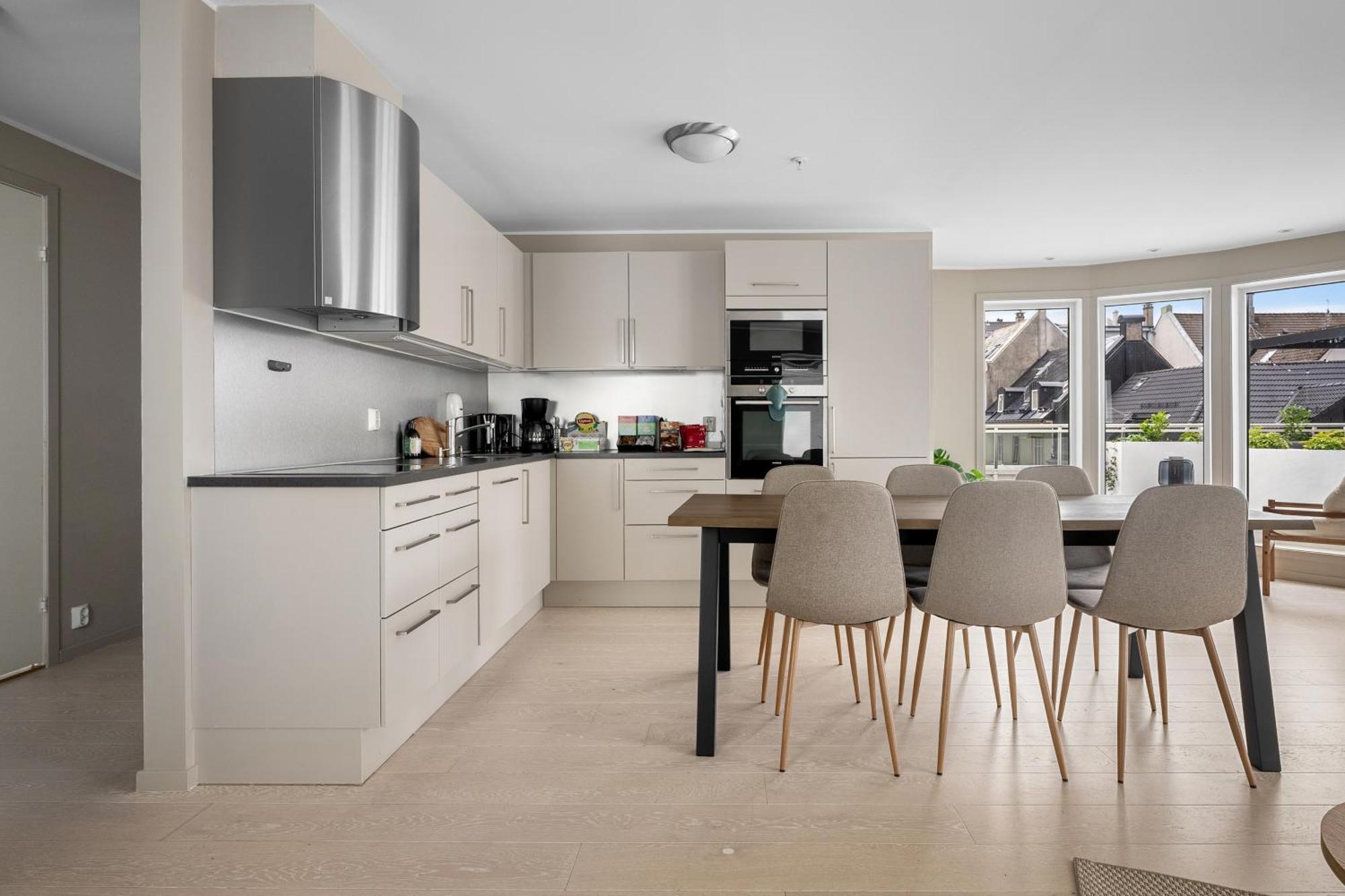 Stay L Urban - Spacious Apartment With Private Terrace Bergen Extérieur photo